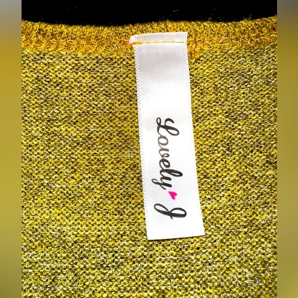 Lovely J Mustard Cardigan Size Small - Picture 5 of 5
